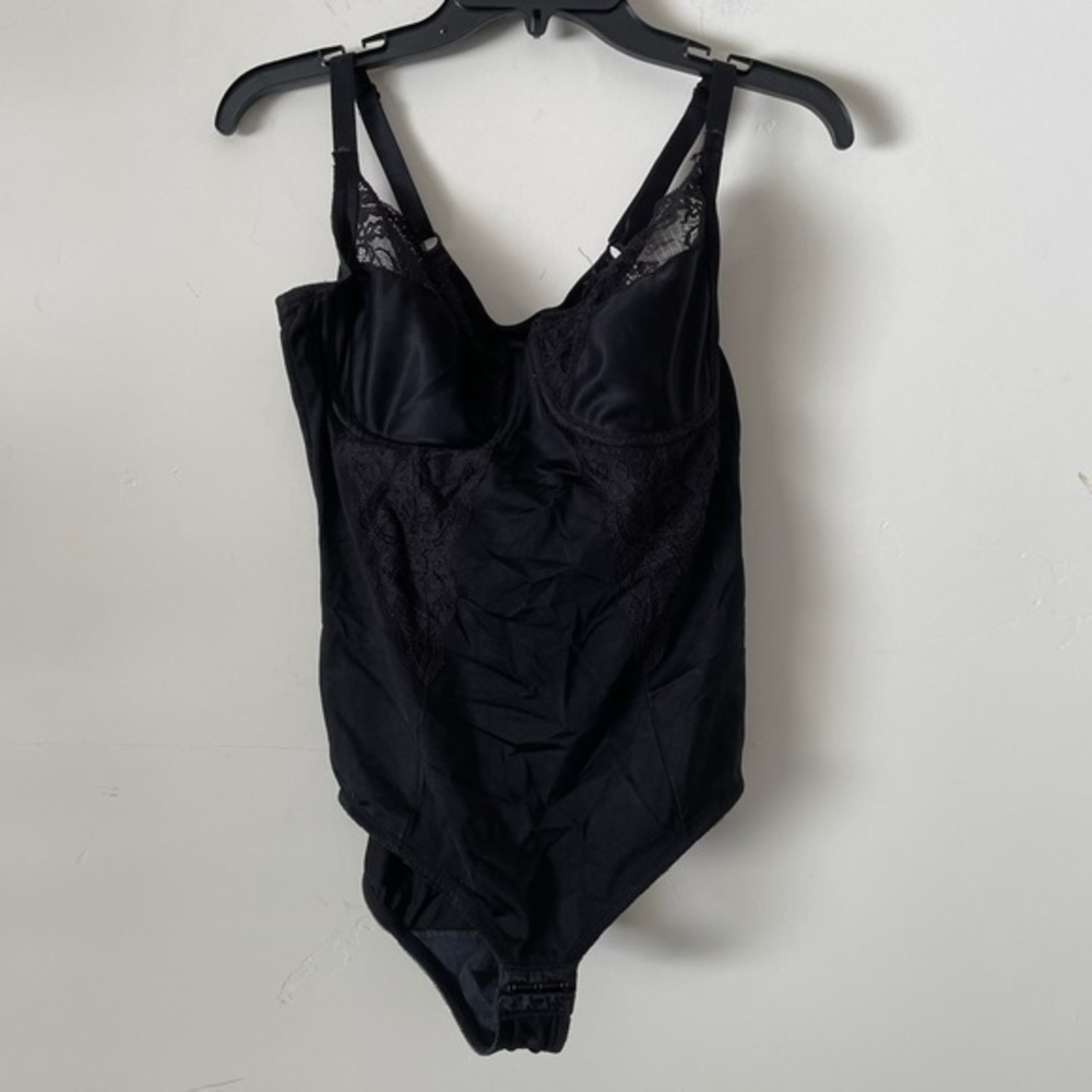 maidenform shape-wear. Size 38C